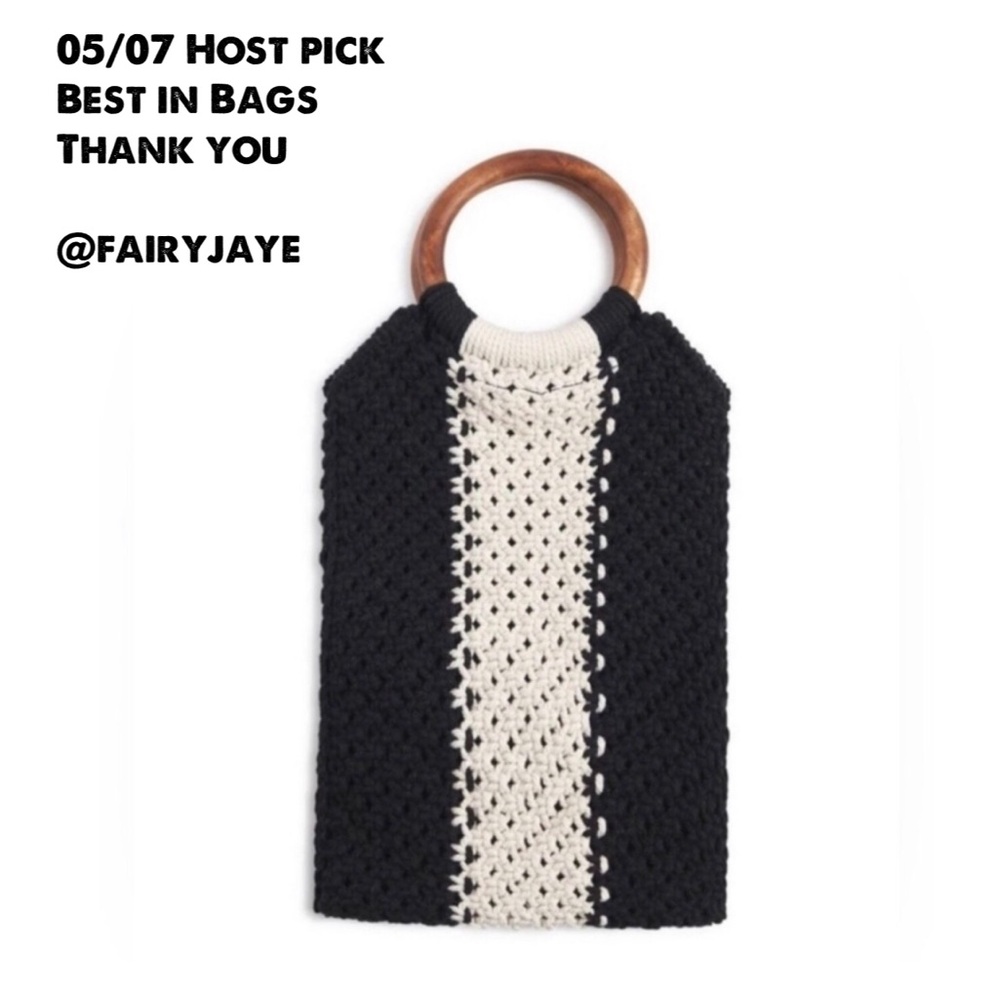 Curateur Laude the Label homemade crochet bag with wooden handles